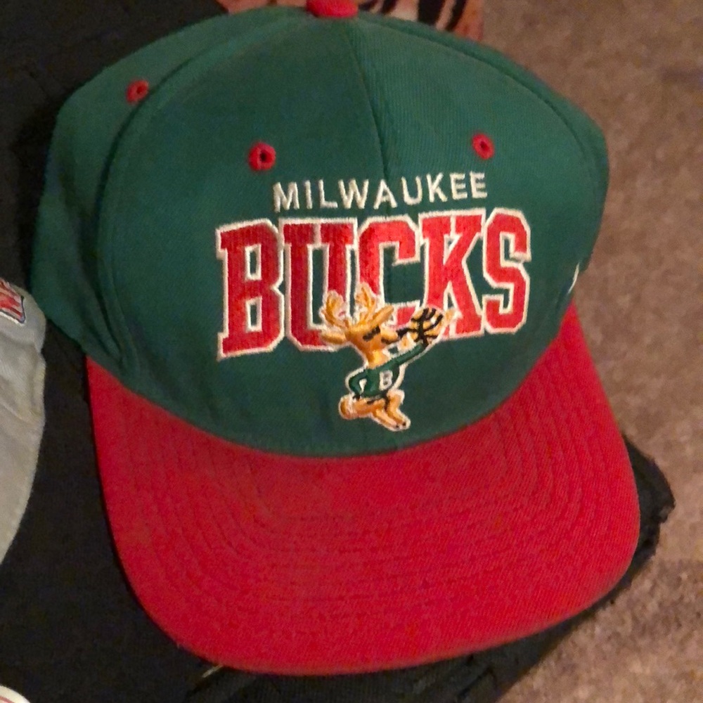 Mitchell & Ness Milwaukee Bucks Snapback